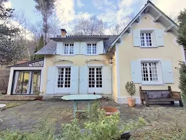 Maison vente à Mende, Pourcharesses