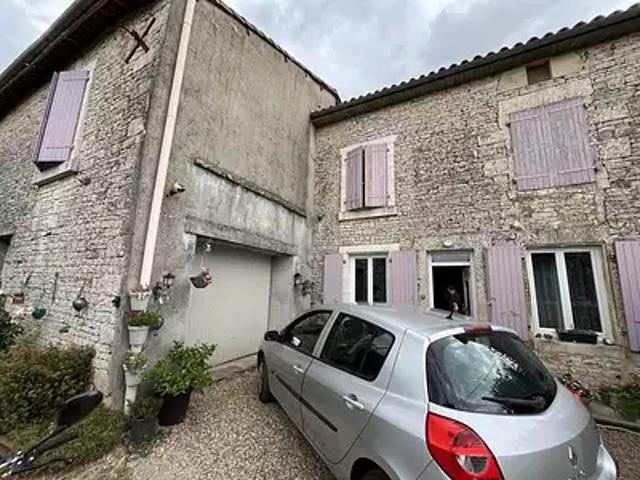 Maison vente à Confolens, Poursac