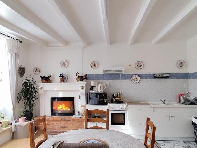 Maison vente à Saint-Jean-d'Angély, Poursay-garnaud