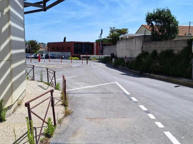 Garage vente à Montpellier, Poussan