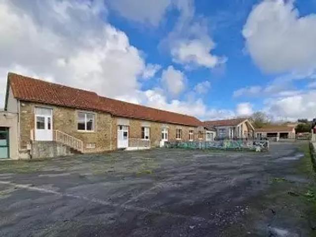 Maison vente à Fontenay-le-Comte, Pouzauges