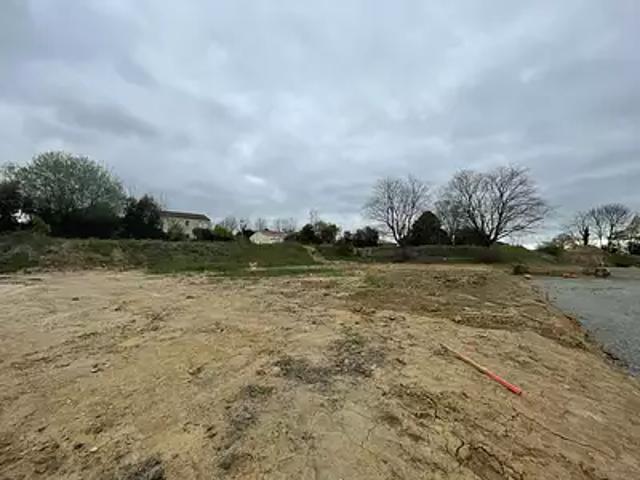 Terrain vente à Fontenay-le-Comte, Pouzauges