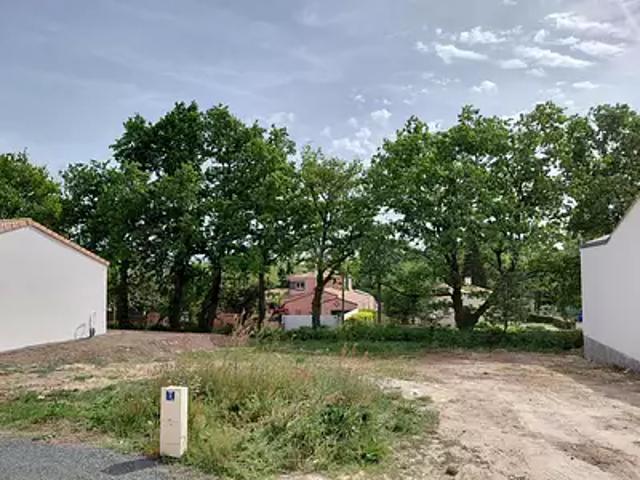 Terrain vente à Fontenay-le-Comte, Pouzauges