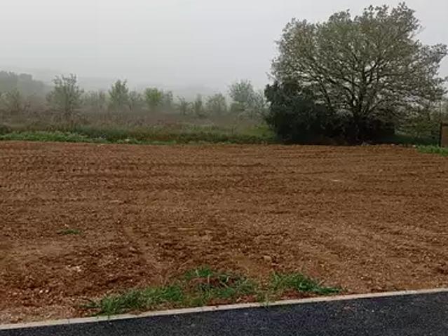 Terrain vente à Béziers, Pouzolles