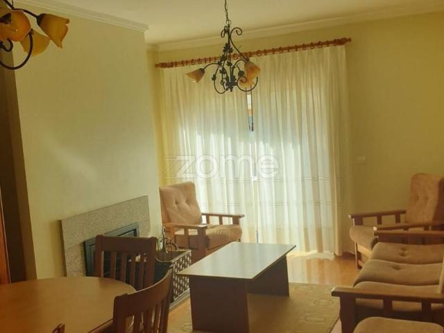 Apartamento alugar em Conjunto Urbano da Ribeira, Porto