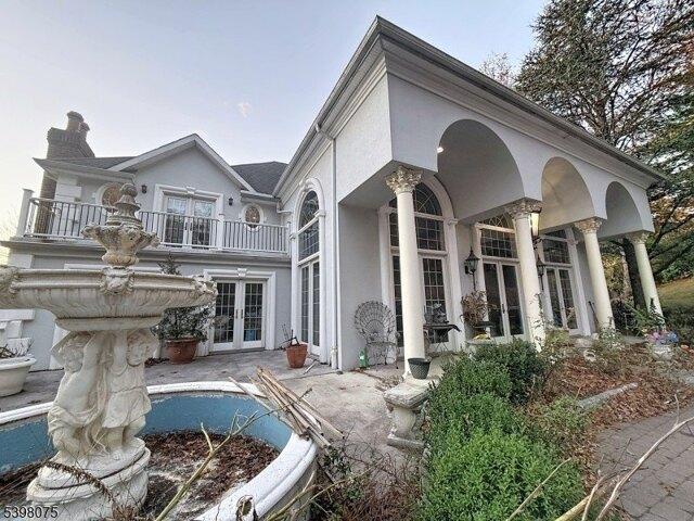 House for sale in Saddle River, New Jersey