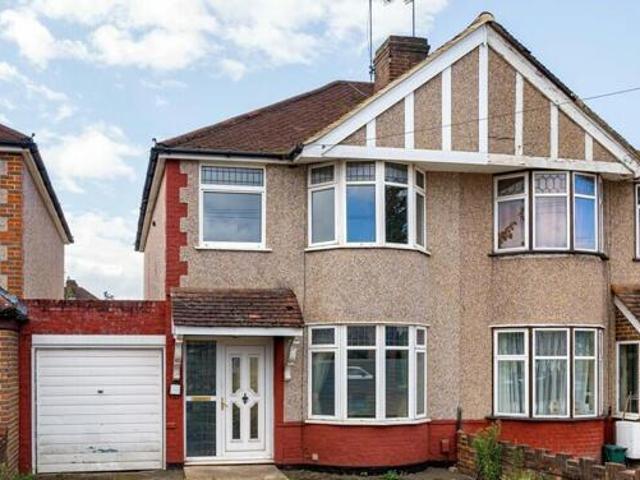 House for sale in Twickenham, Greater London