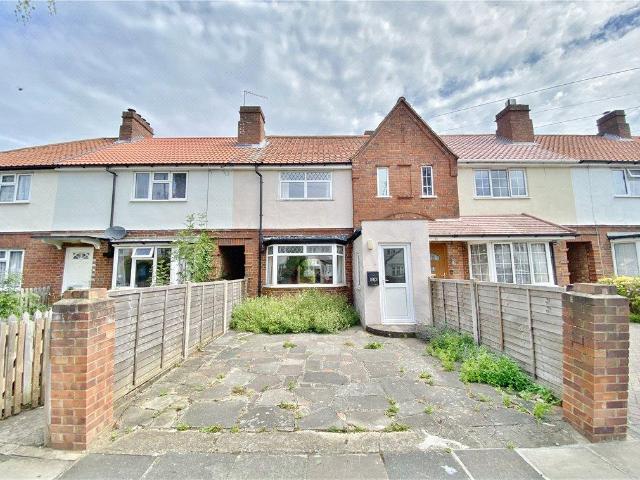 House for rent in Whitton, Greater London