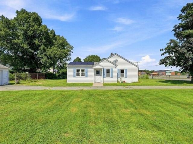 House for sale in Hampden, Massachusetts