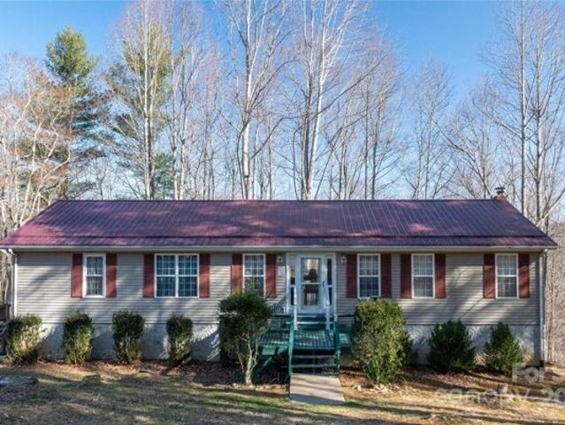 House for sale in Yancey, North Carolina