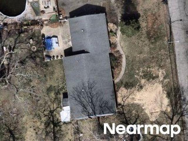House for sale in Farmingville