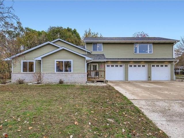 House for sale in Big Lake, Minnesota
