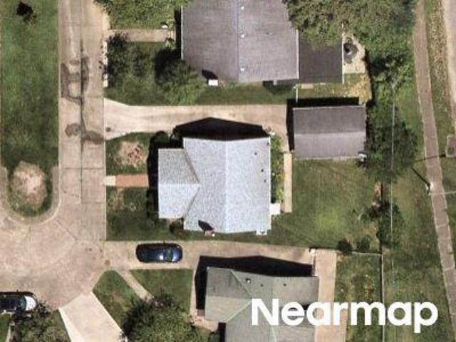 House for sale in Huntington