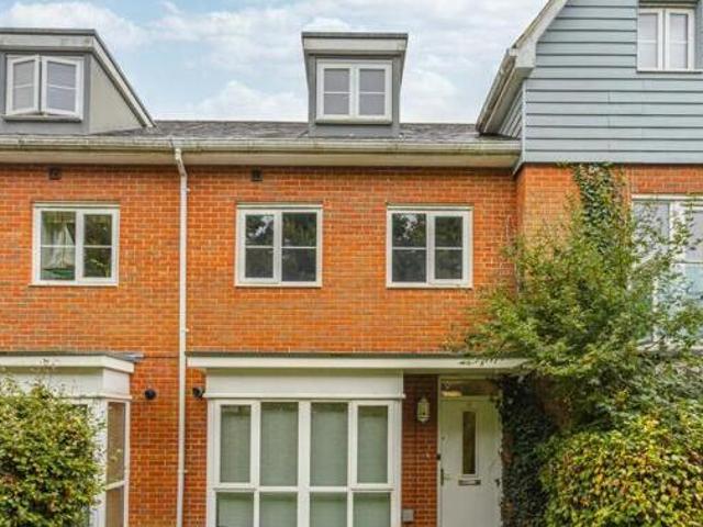 House for sale in Red Hill, Surrey