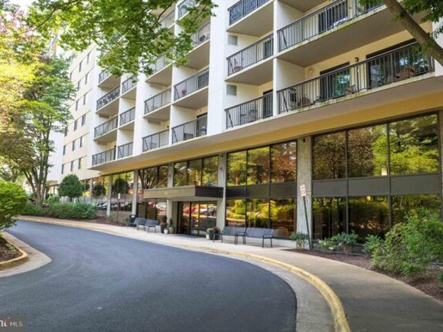 Condo for sale in Falls Church