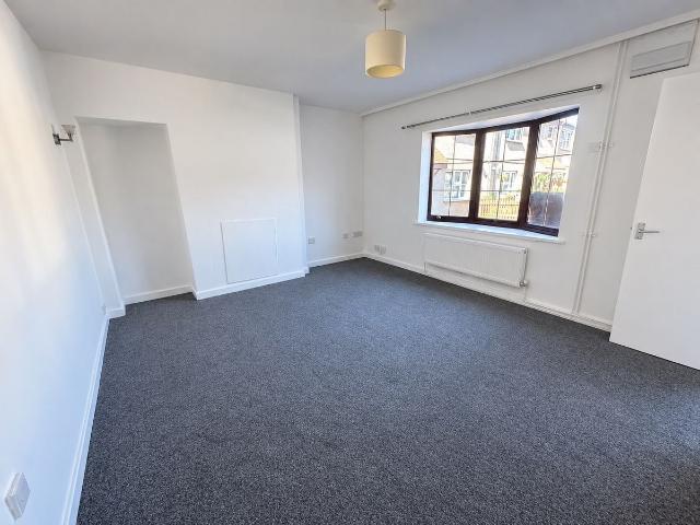 Apartment for rent in Bilston, Wolverhampton
