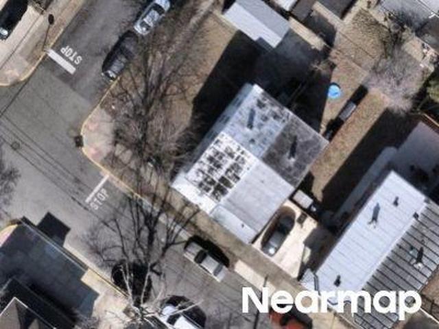 House for sale in Gloucester City