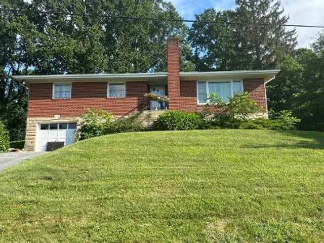 House for sale in Bluefield, West Virginia