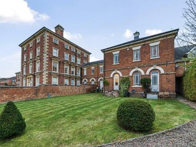 House for sale in Worcester, Worcestershire