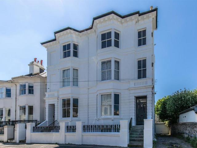 Room for rent in Brunswick, Brighton & Hove