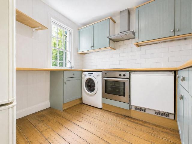 Apartment for rent in Brunswick, Brighton & Hove