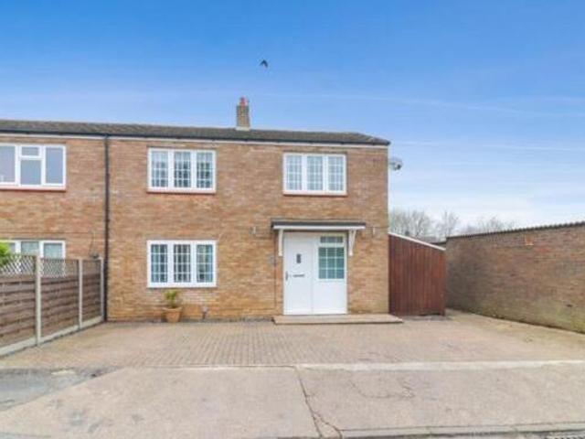 House for rent in Pouchen End, Hertfordshire