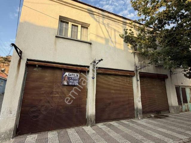 İzmir içerisinde satılık Villa