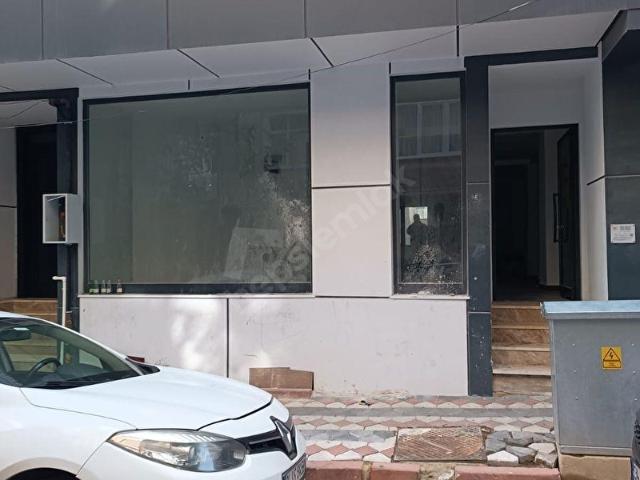 50. Yıl, Sultangazi içerisinde satılık Dükkan