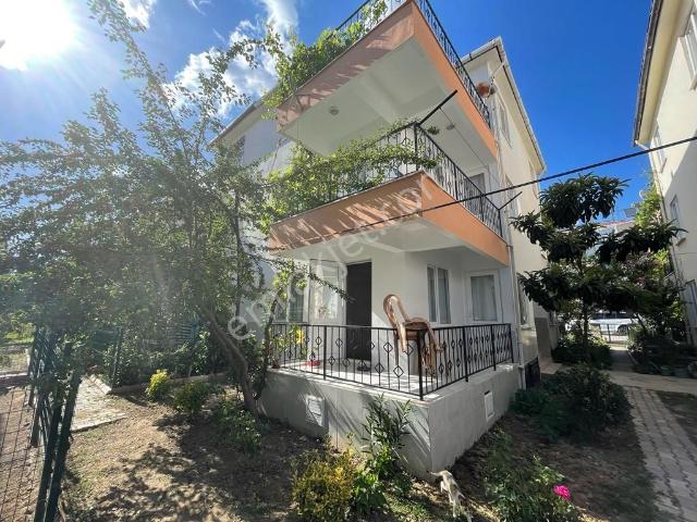 Edremit, Balikesir içerisinde satılık Villa