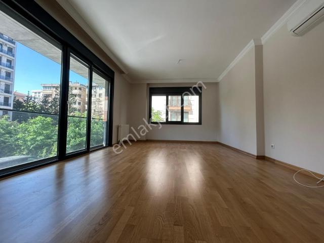 Kadiköy, İstanbul içerisinde satılık mülk