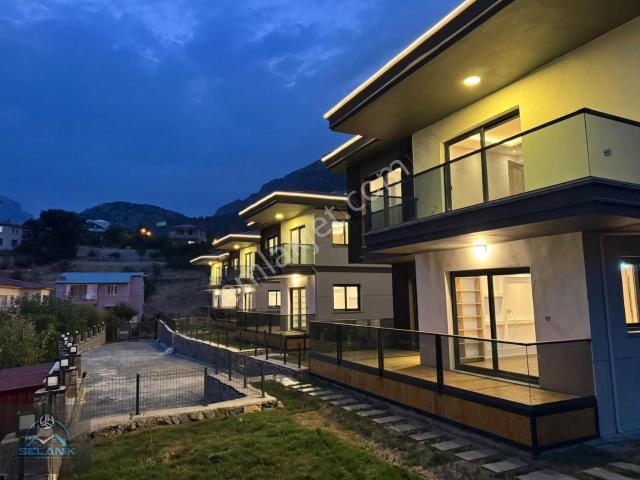 Pozanti, Adana içerisinde satılık Villa
