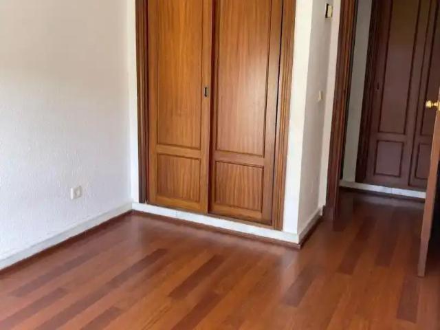 Apartamento en alquiler en Distrito Municipal I (sin urbanizaciones), Pozuelo de Alarcón