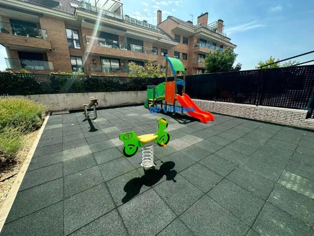 Apartamento en alquiler en Arroyo Meaques, Pozuelo De Alarcón