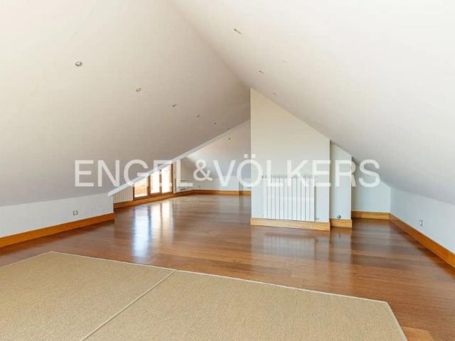Apartamento en alquiler en Los Ángeles, Pozuelo De Alarcón
