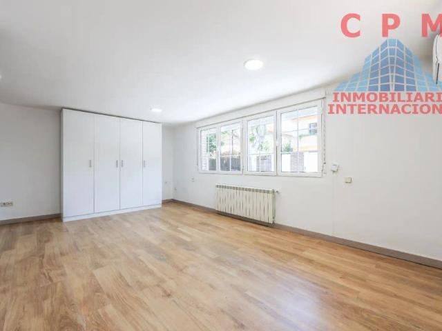Apartamento en alquiler en Colonia La Cabaña, Pozuelo De Alarcón