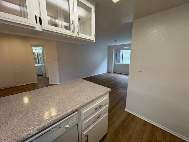 Apartment for rent in Hawthorne