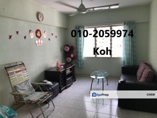 Flat for sale in Country Heights Damansara, Kuala Lumpur