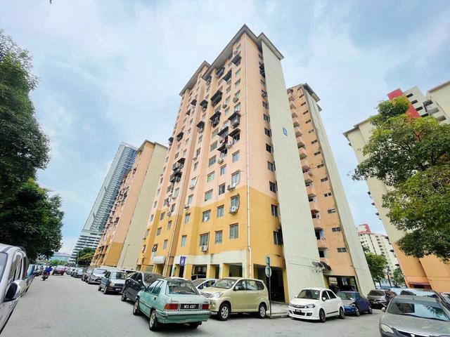 Flat for sale in Country Heights Damansara, Kuala Lumpur