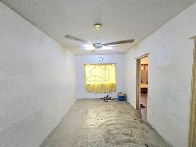 Flat for sale in Country Heights Damansara, Kuala Lumpur