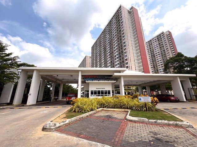 Apartment for sale in Tanjong Sepat, Selangor