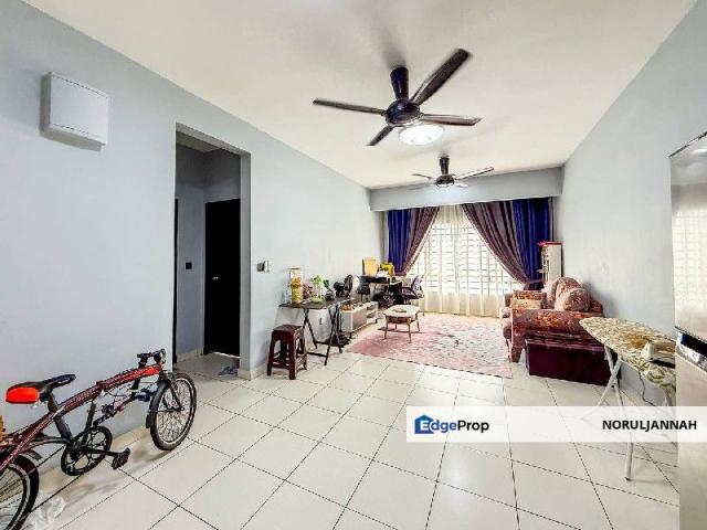 Flat for sale in Tanjong Sepat, Selangor