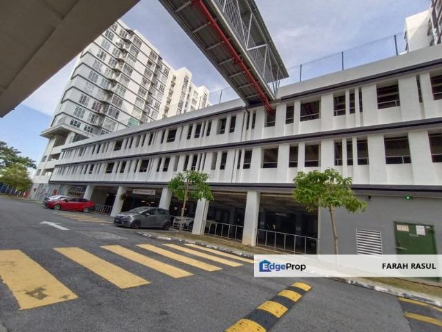 Condominium for rent in Malaka