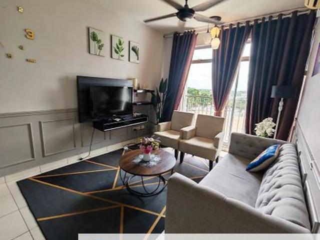 Condominium for rent in Malaka