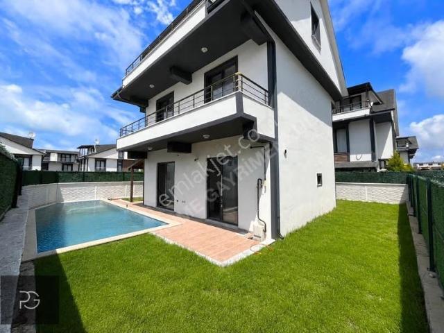 Kocaali, Sakarya içerisinde satılık Villa