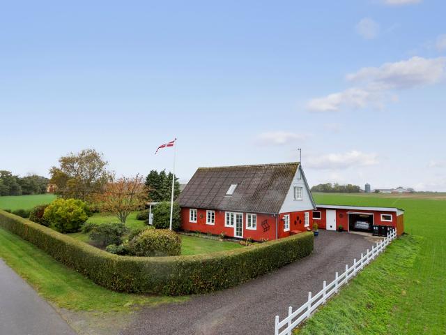 Villa til salg i Præstegaden, Østermarie