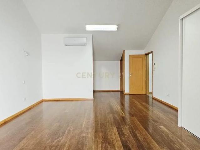 Casa alugar em A Ver-o-mar, Porto