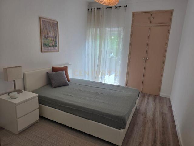 Apartamento alugar em Casquilhos, Verderena