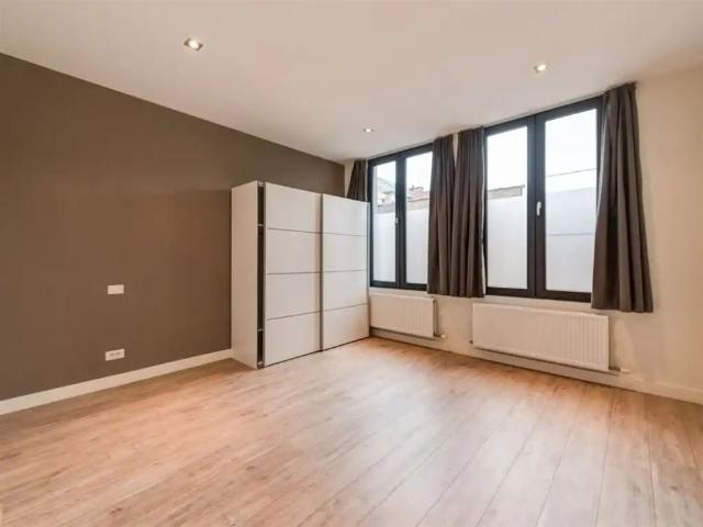 Appartement location à Sint-Andries, Antwerpen