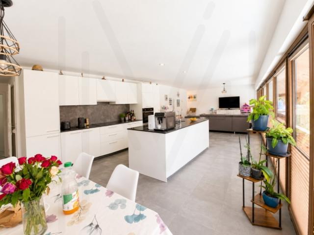 Wohnung kaufen in Avry, Freiburg