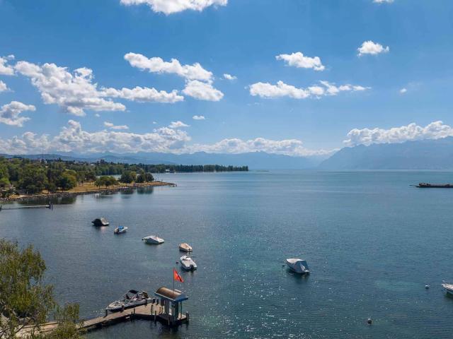 Attikawohnung mieten in Morges, Waadt